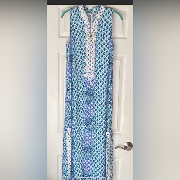 Lilly Pulitzer Dresses & Skirts - Lilly Pulitzer sleeveless long dress with slits on both sides.